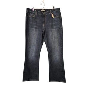 Levi’s Perfectly Shaping 512 Bootcut Plus‎ Size Jeans